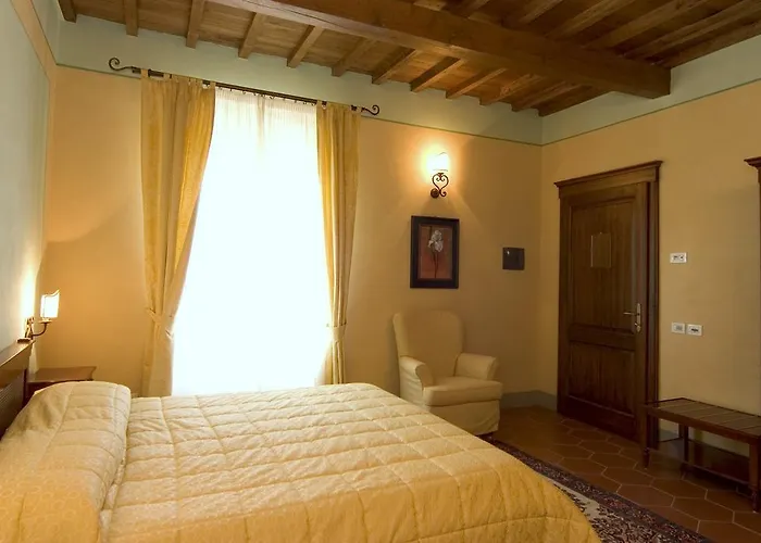 Borgo Di Fontebussi Фермерский дом *